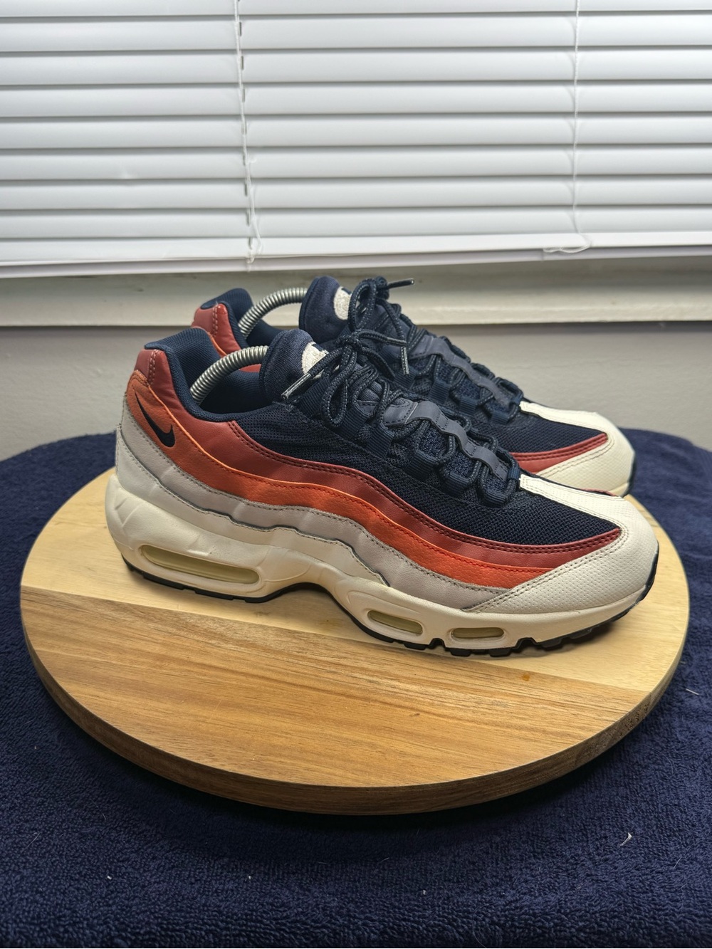 Nike Air Max 95 (Men’s 9.5)